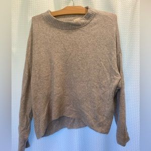 Size small, a new day, cozy lose sweater